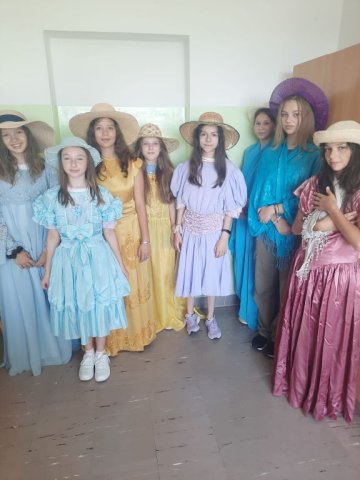 b_1024_768_0_00_images_2023_2024_Nowacka_Czytanie_narodowe_375921371_769319358329348_9125137456004207748_n